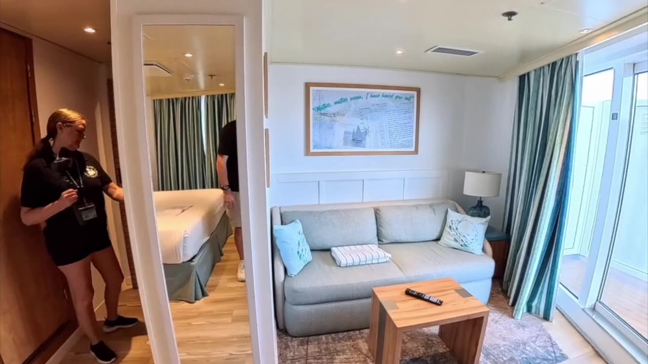 MAS Islander Grand Terrace Corner Suite 9006 | Forward Views Like No Other