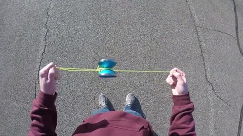 BOUNCY TRIANGLE YoYo Trick TUTORIAL