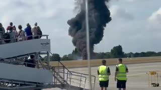 🇬🇧✈️❗️A small plane crashed at London Southend Airport.