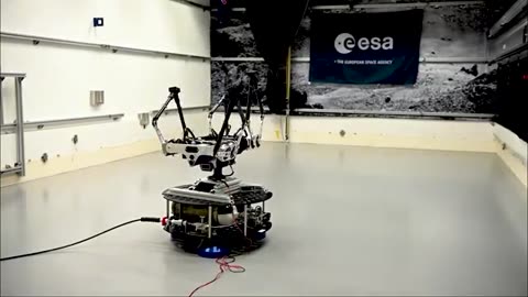 ESA’s Olympus Robot Hangs Upside Down in Zero-G Simulation! 🤖🛰️ Wild Test Footage!