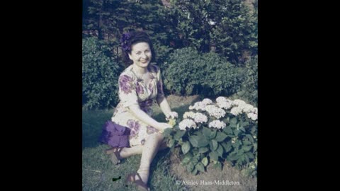 40 Amazing Color Photos Showing Everyday Women’s Style of the 1940s