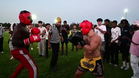 Banana Fighter : Last to Get Knocked Out