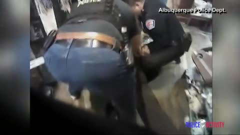 Bodycam Of Police Chase Caught in Cracker Barrel