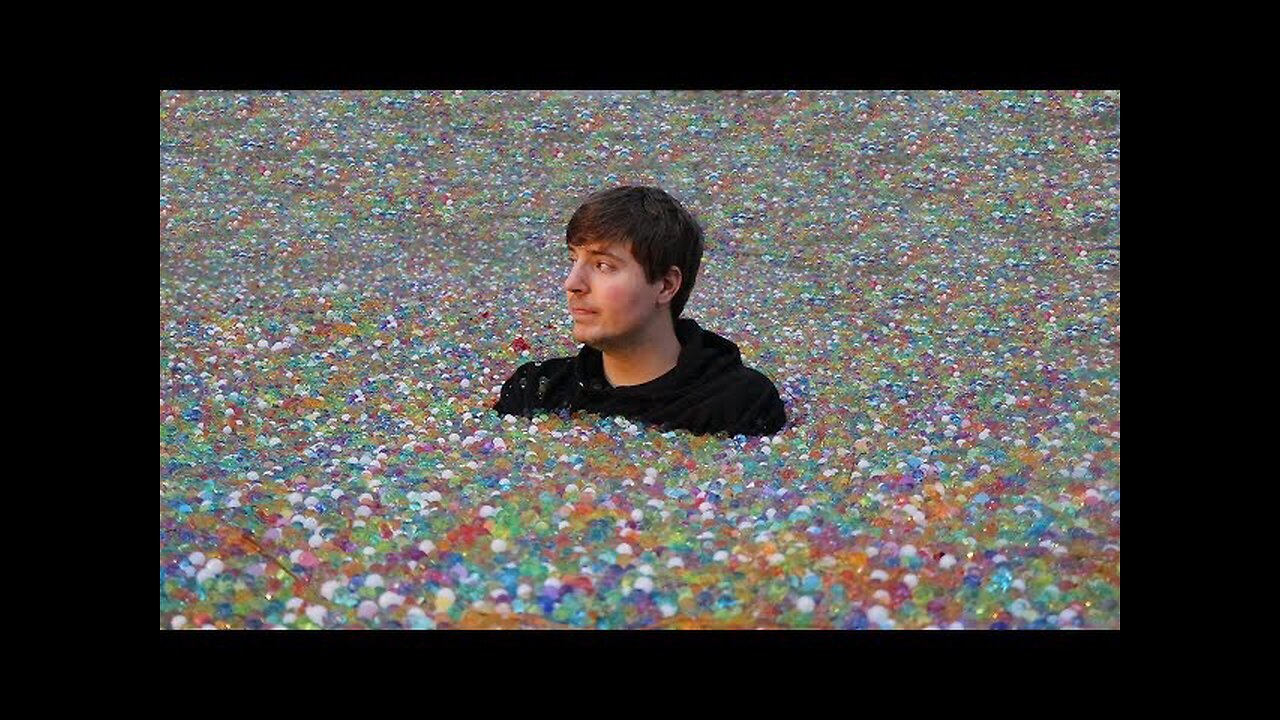 I Put 100 Million Orbeez In My Friend's Backyard