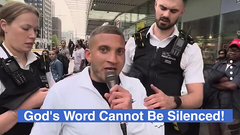 📖 🗣️ ✝️ 📜 🎤Street Preacher Reads The Bible To Police 👮 #StreetPreacher #Jesus #Bible