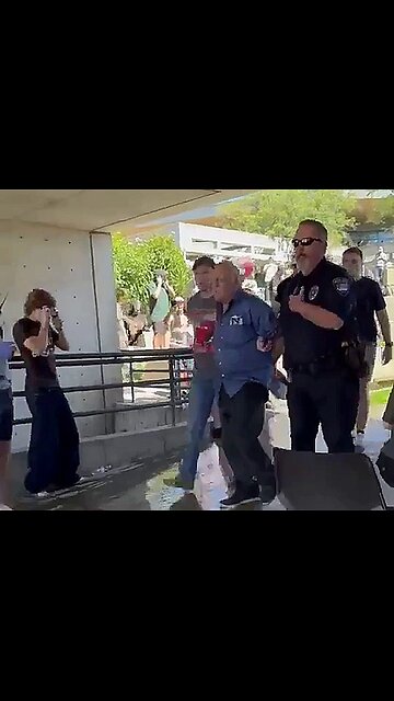 “Shoot me, shoot me” says the alleged #CharlieKirk shooter as LEO took him into custody.