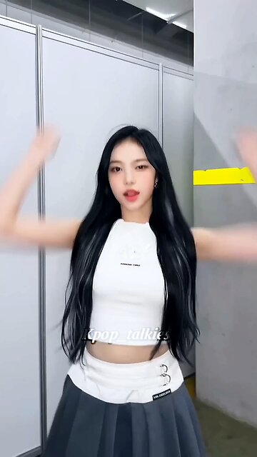 kpop idol who did the dance trend