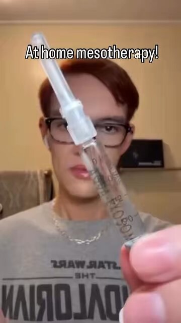 Aqua Exosomes! 🧬 At home DIY mesotherapy! 😱 Available @ Estaderma, use code Robbie at checkout! 💯