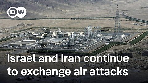 Israeli rockets damage Iran's Khondab nuclear facility | DW News