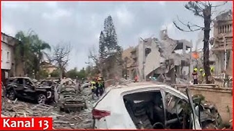 Images of destroyed buildings in central Tel Aviv after heavy Iranian missile strikes