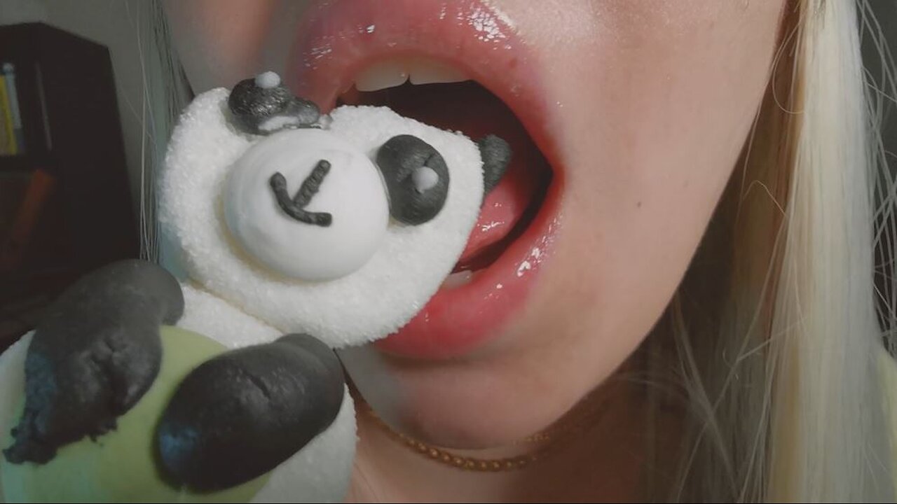 asmr eating marshmallow panda