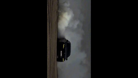 Rugido do motor e fumaça dos pneus: uma Hashtags by Car. 🔥