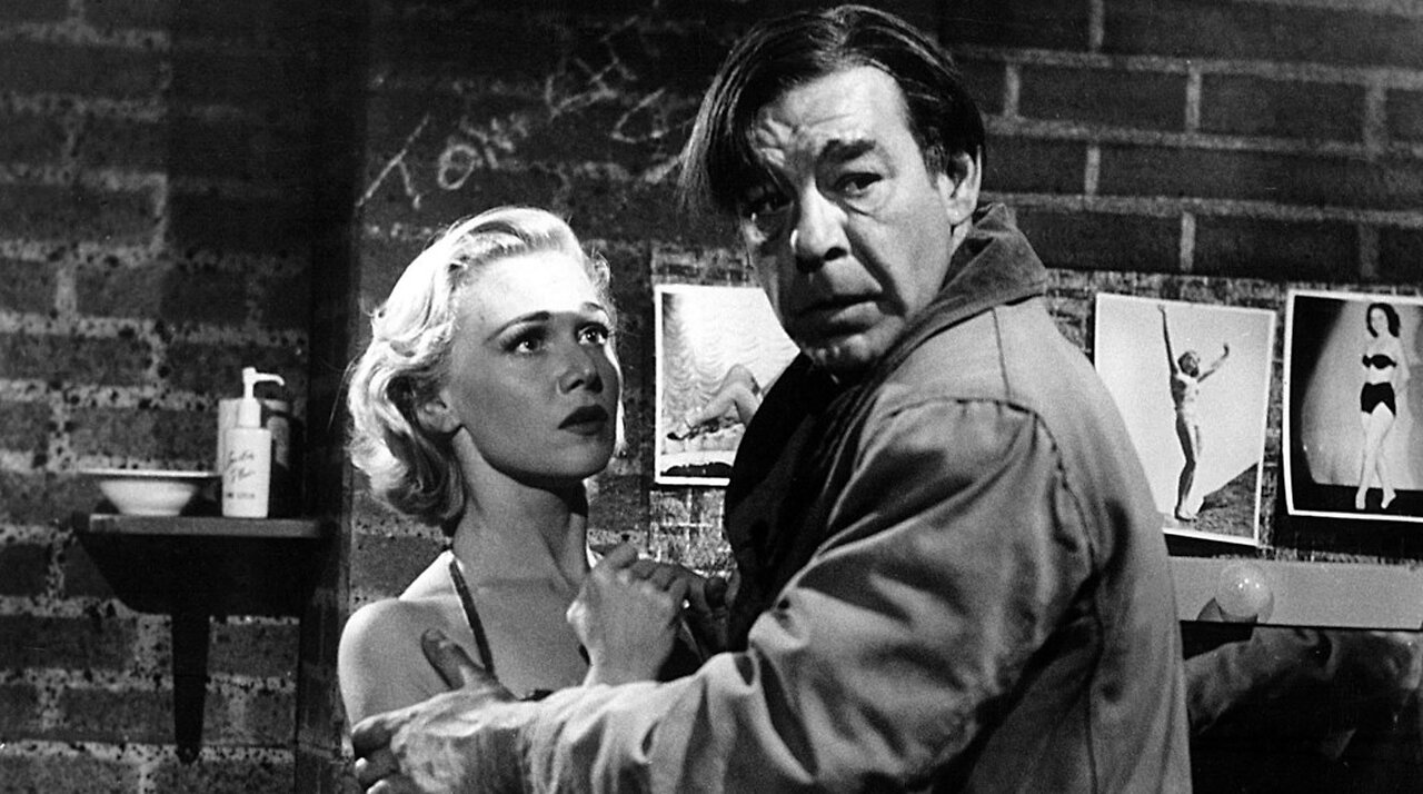 L'uomo che uccise il suo cadavere - 1956