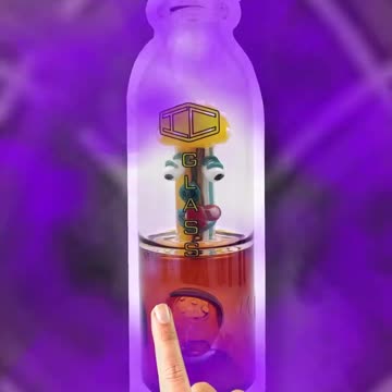 Add a touch of magic to your collection with the Trippy Mushroom Handpipe!