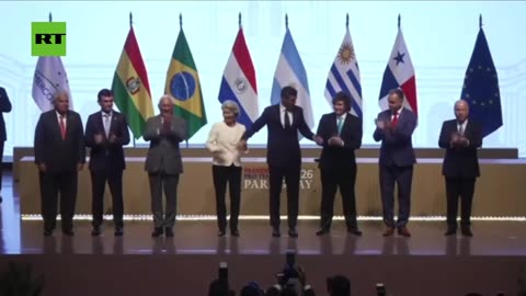 Look how HAPPY Ursula von der Leyen is...