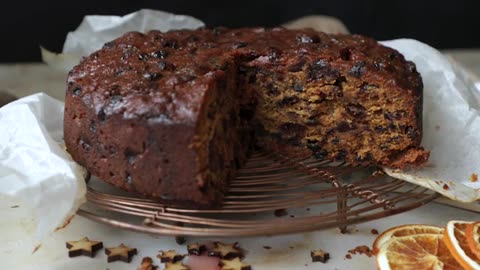 Christmas Cake Recipe – Easy Fruit Cake That’s Perfectly Moist and Full of Holiday Flavor 🎄🍰