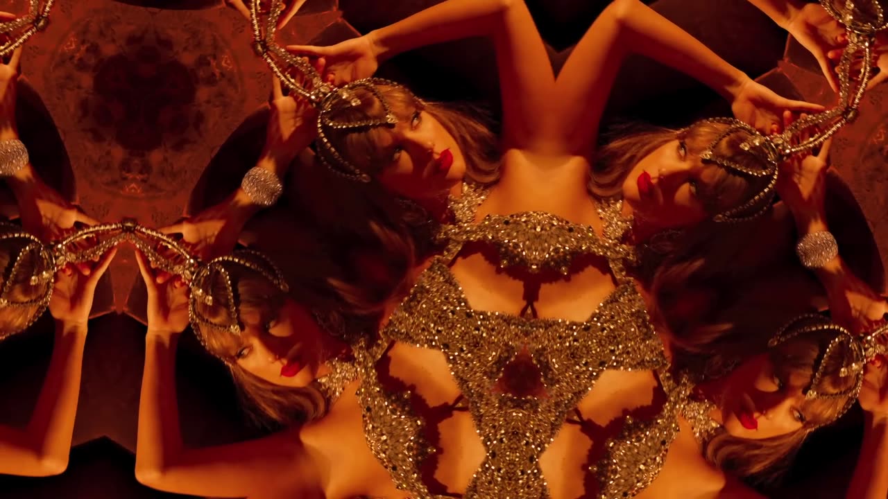 Taylor Swift - The Life of a Showgirl (feat. Sabrina Carpenter) (Visualizer)