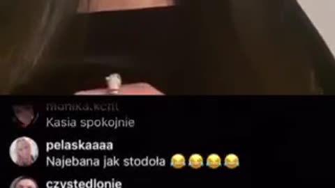 Kasia Kolezanka Noxelki bije swoją mamę na lajwie - Nona Yan