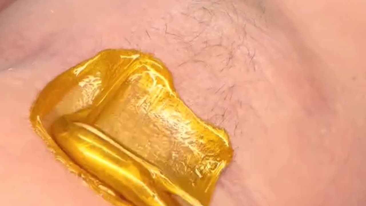 💛 Underarm Waxing Using Sexy Smooth Golden Allure Hard Wax | @thewaxloungeoh
