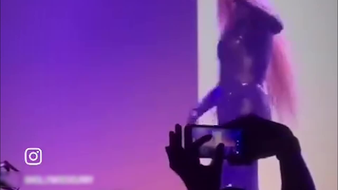 Elon Musk's daughter, Vivian Wilson, makes her drag debut at an anti-ICE charity show