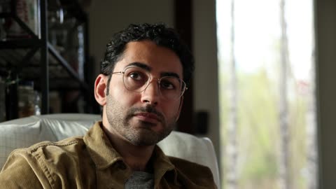 Welcome to the inspiring story of Mohsen Mahdawi! In his book "Fought ICE and Won His Freedom