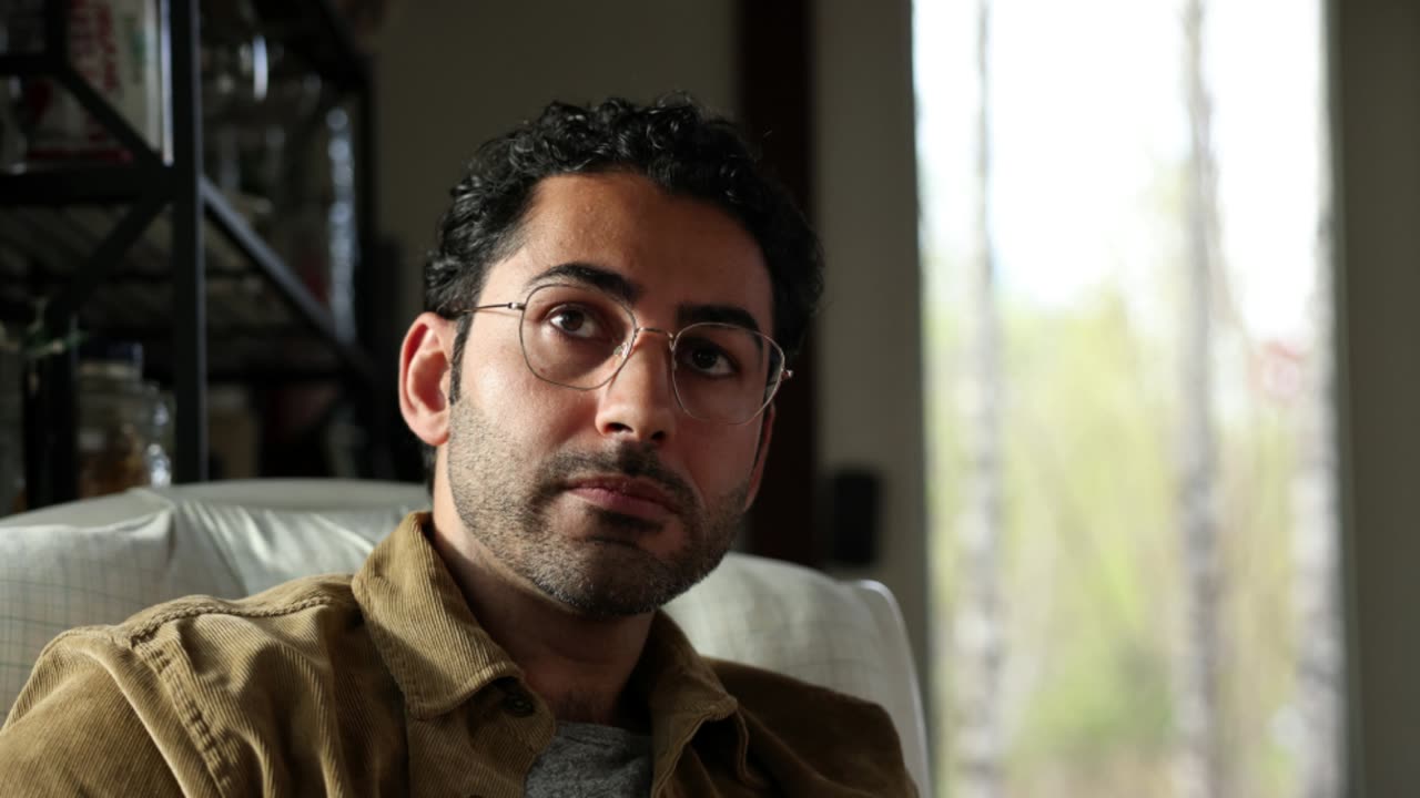 Welcome to the inspiring story of Mohsen Mahdawi! In his book "Fought ICE and Won His Freedom