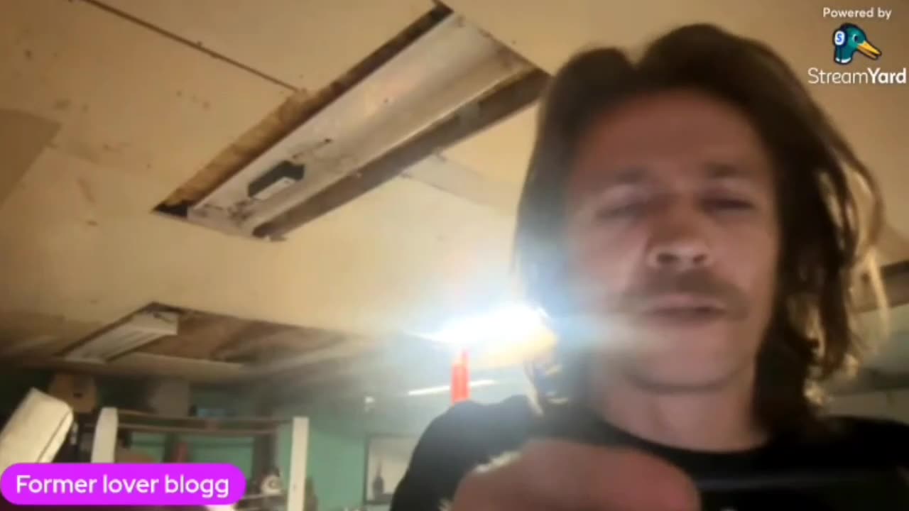 Blackout Andy vs Samman NYC on Blogger Panel