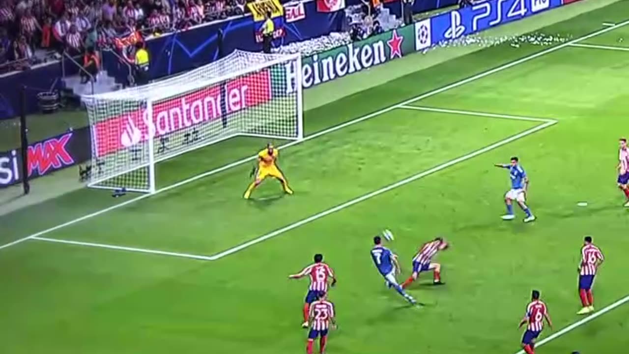 who is The GREATEST goal scorer of all time