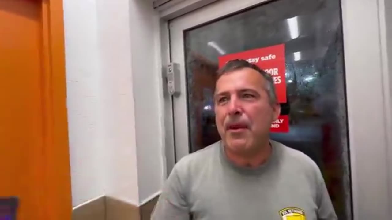 Child Predator Caught Trying to Lure Minor to Public Restroom | Full Sting Operation