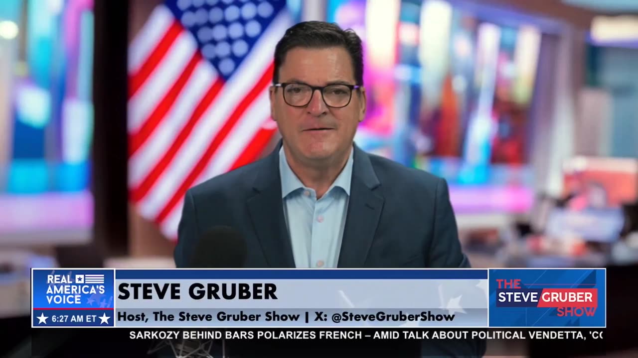 PLATNER HAS A 30-POINT LEAD?