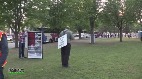 (Day 4) Preaching at the Minnesota State Fair