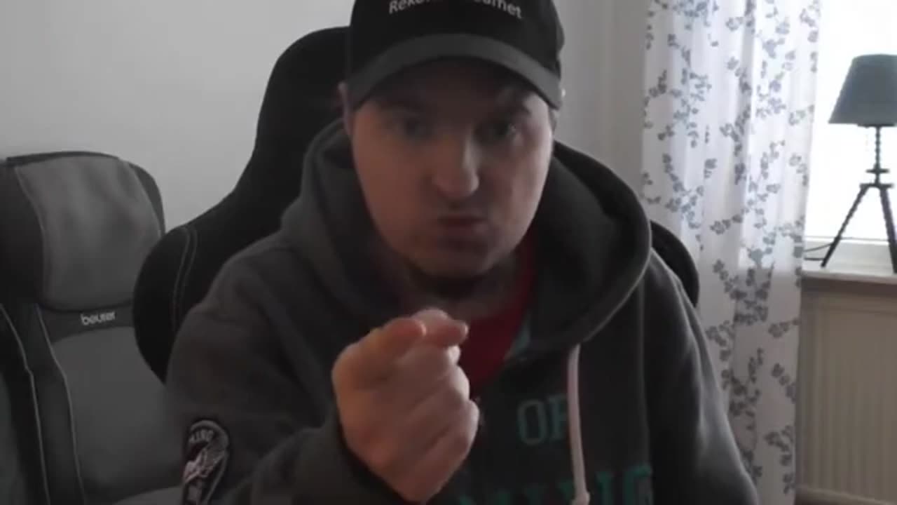 Magmys Micke. Obehgliga tjejer