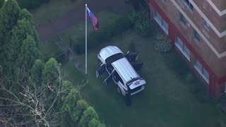 🇦🇺 In Sydney (Australia) a car crashed into the gates of the Russian consulate,