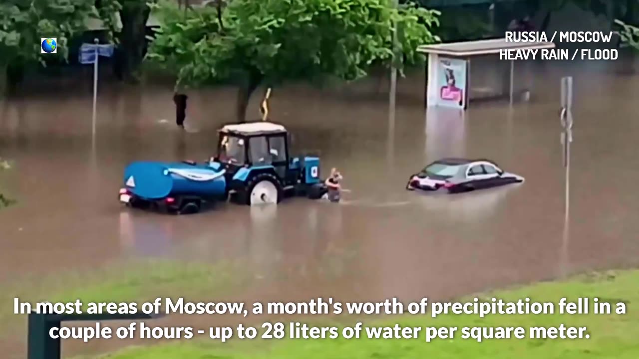 Des pluies torrentielles ont inondé Moscou, la transformant en Venise