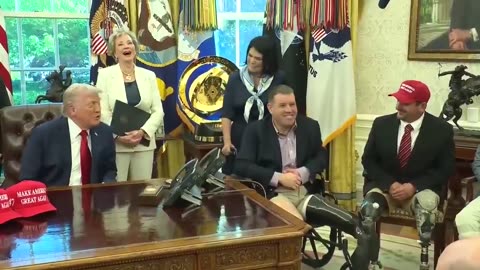 TRUMP: "Who's that picture?" VETERAN: "That is Joe Biden & it says 'Let's Go Brandon.'" 😆