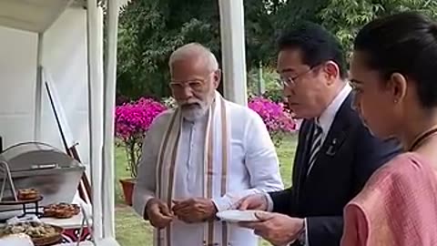 When PM Modi & Japan PM Fumio Kishida had #Golgappa.mp4