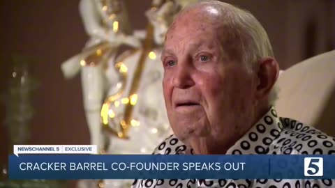 BOMBSHELL! 93-year-old founder of Cracker Barrel, Tommy Lowe, just came out SWINGING...