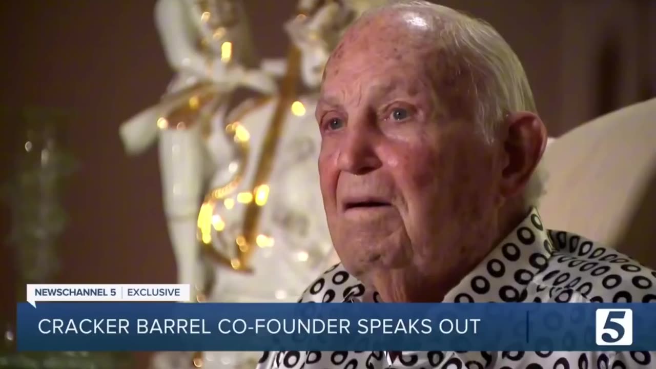 BOMBSHELL! 93-year-old founder of Cracker Barrel, Tommy Lowe, just came out SWINGING...