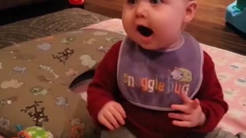 Happy Wednesday, here are some hilarious babies!!