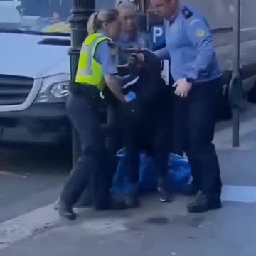 🚨⚠️ BREAKING! African migrant arrested in Dublin earlier today after trying to attack a baby!!