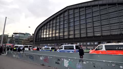 Suspect arrested after knife attack at German train station
