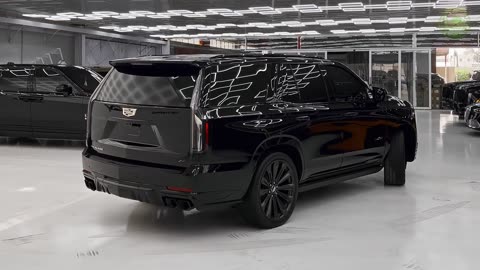2025 Cadillac Escalade V - Sound, Interior and Exterior