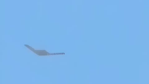 B-2 / B-21 or Israel's RA-01 Drone? Mysterious Stealth UAV Spotted Over Israel (Footage & Analysis)