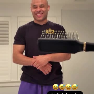 Islam Makhachev Gifts Manager Ali Abdelaziz a Hairbrush