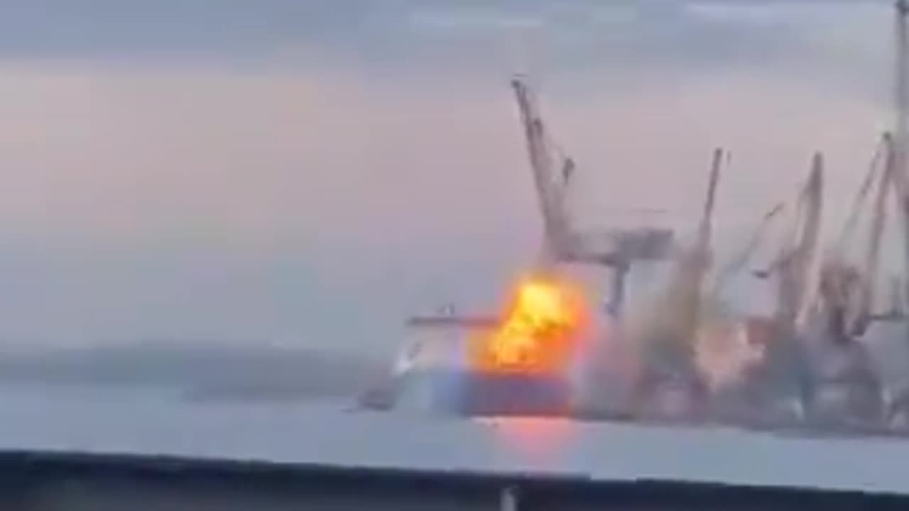 TURKISH CARGO HITTED BY RUSIN DRONE IN THE WAY TO UKRAIN