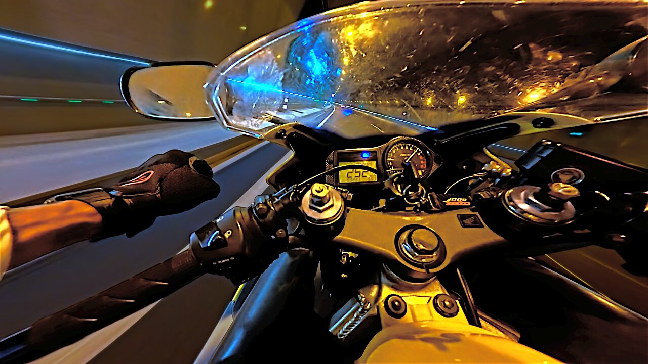 Honda CBR 600 F4i Top Speed Full Throttle Attack! RAW Sound 4K HDR POV by Combastaboyy
