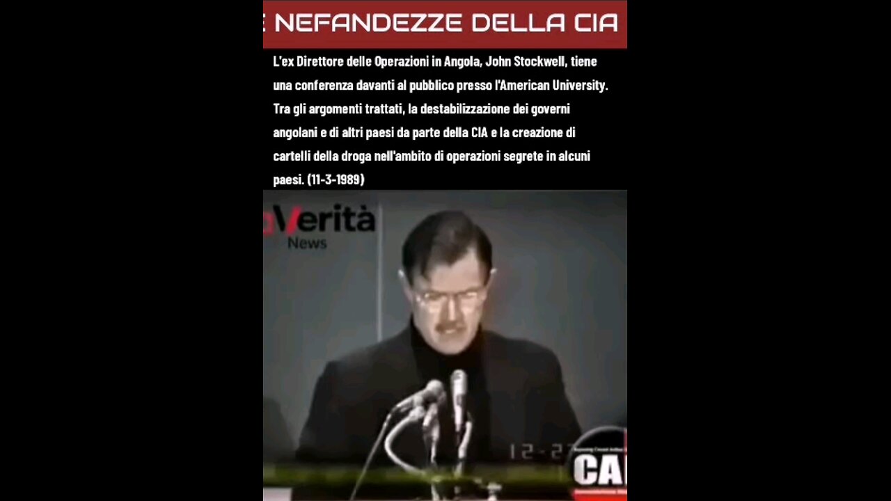 JOHN STOCKWELL - EX UFFICIALE DELLA CIA