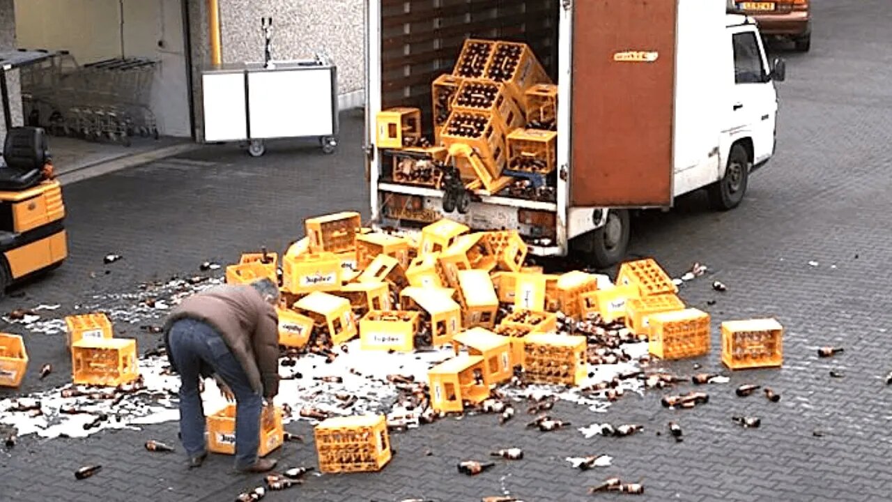 Workplace Fails: You're Fired!