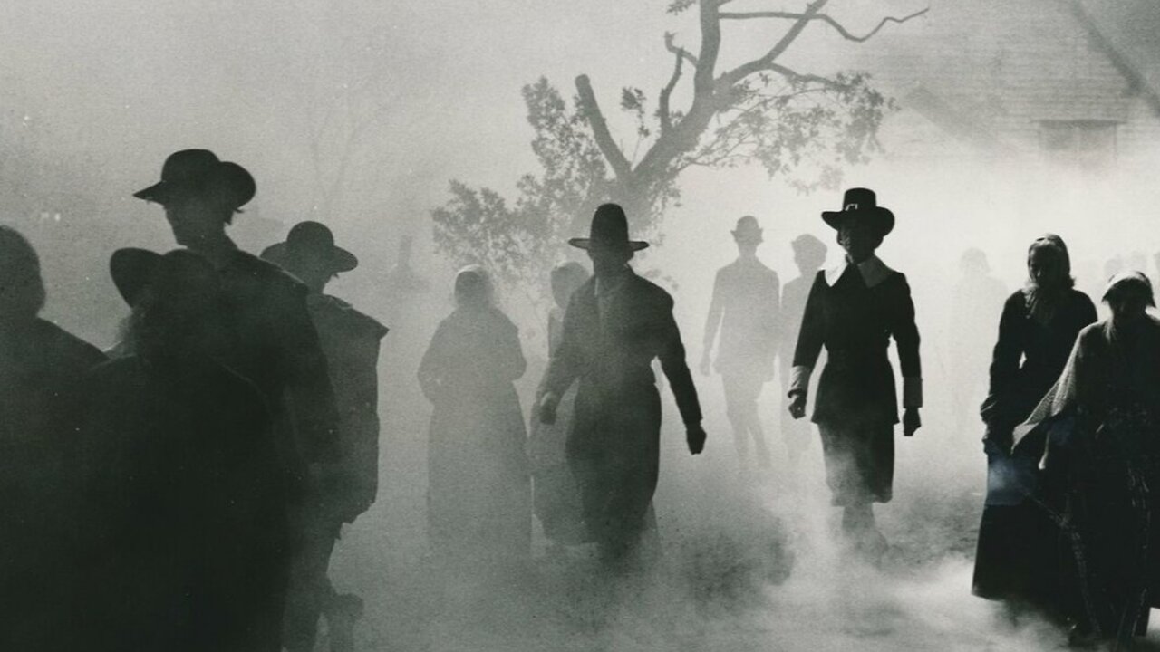 City of the Dead-Christopher Lee, Patricia Jessel-1960 IMDB 6.7/10