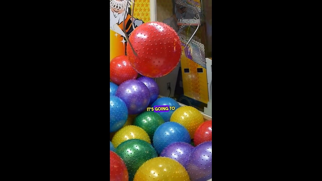 Claw Machine DISASTER! 😭